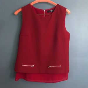 Adorable & airy red top - size XS